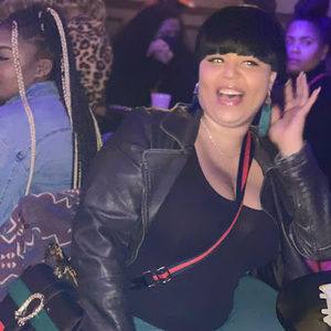 Meet your Posher, Ivory